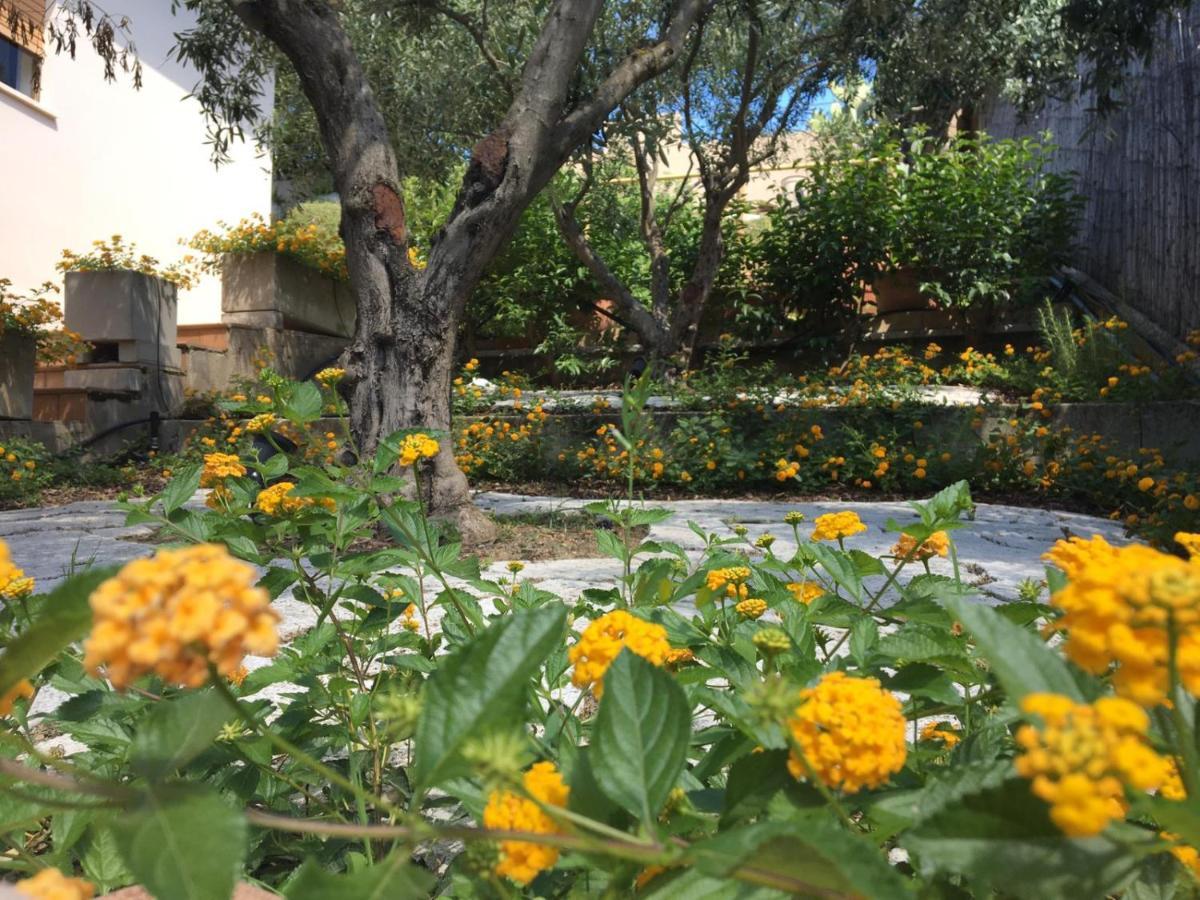 Al Poggio - Luxury Rooms Capoterra Dış mekan fotoğraf