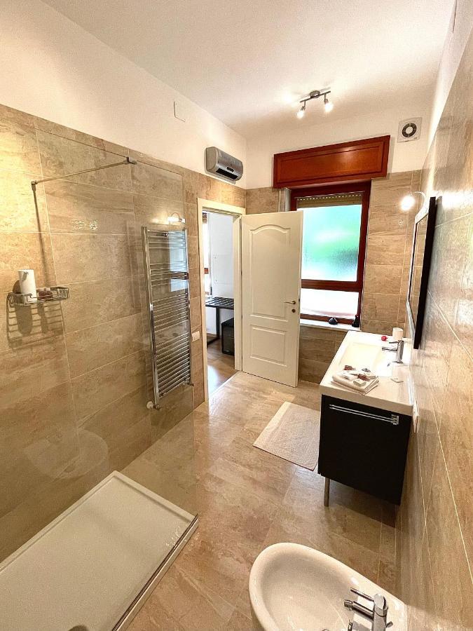 Al Poggio - Luxury Rooms Capoterra Dış mekan fotoğraf