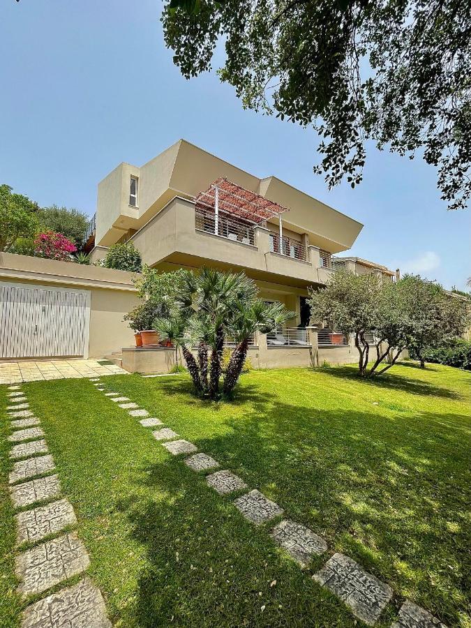 Al Poggio - Luxury Rooms Capoterra Dış mekan fotoğraf