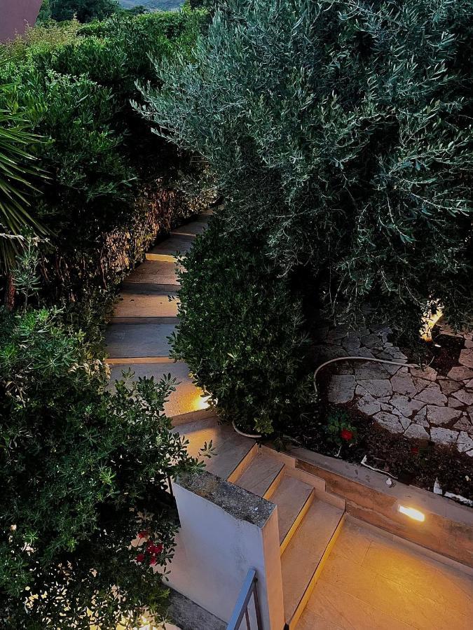 Al Poggio - Luxury Rooms Capoterra Dış mekan fotoğraf